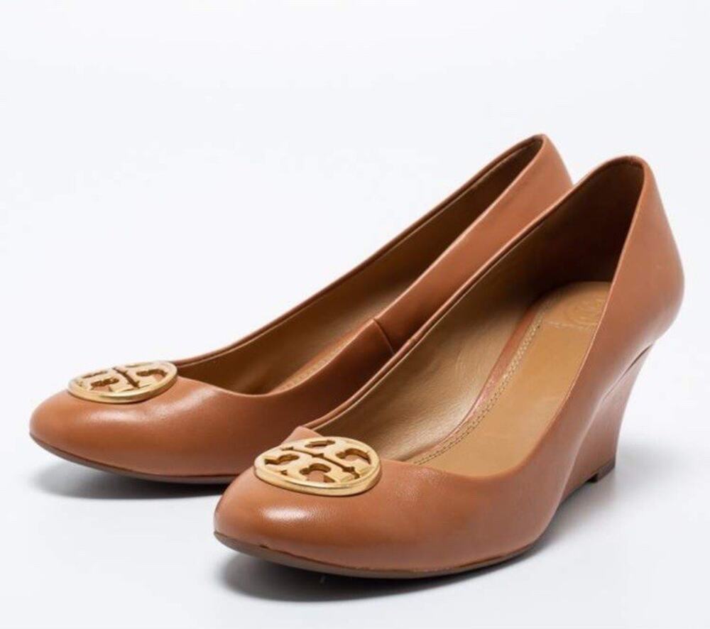 Tory Burch Benton Leather Wedge Pumps Salmon Coral Gold Logo US 10